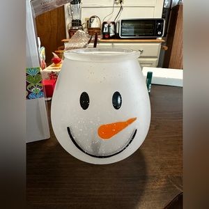 Scentsy Frosty Glow Warmer